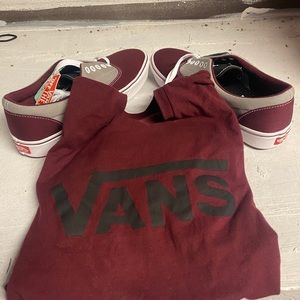 Meet your Posher, Logan